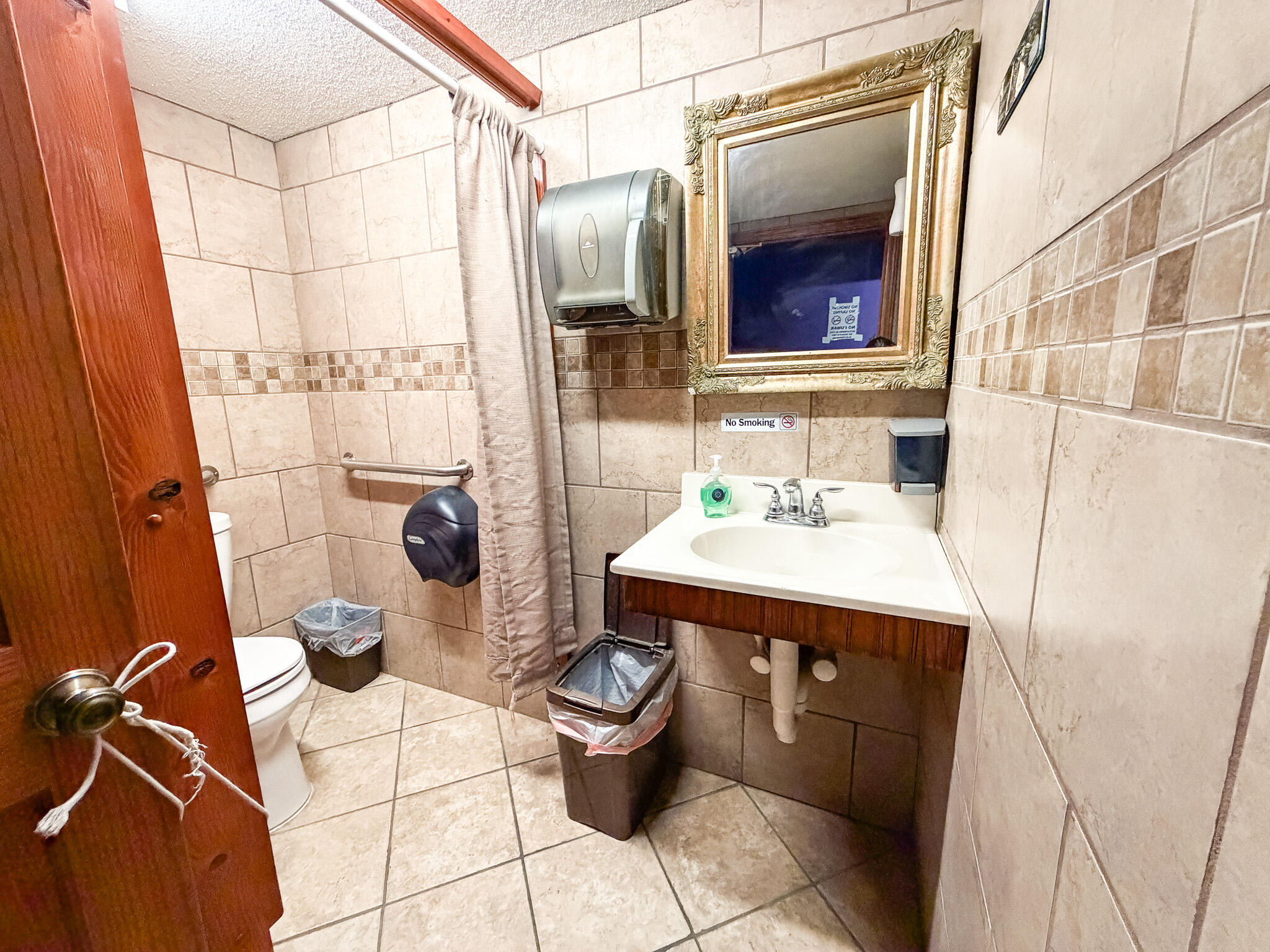 149 Dakota Ave S