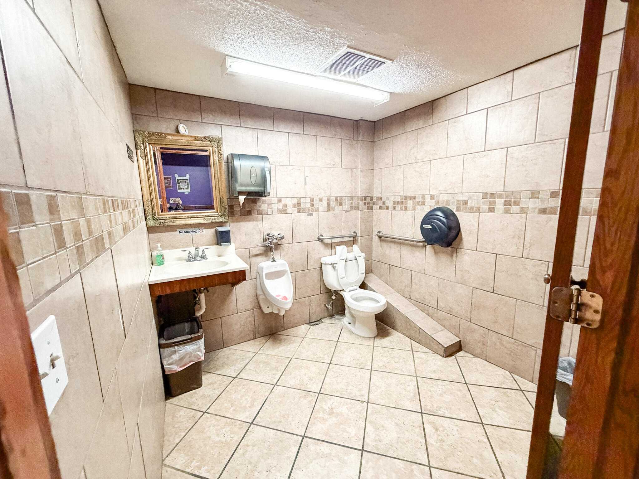 149 Dakota Ave S