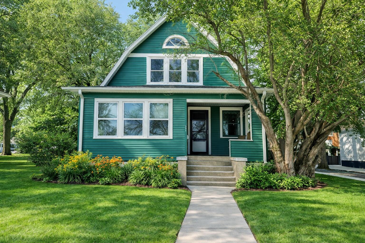 551 Kansas Ave SE
