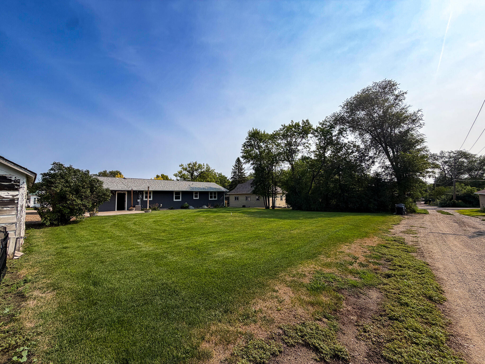 409 3rd Ave