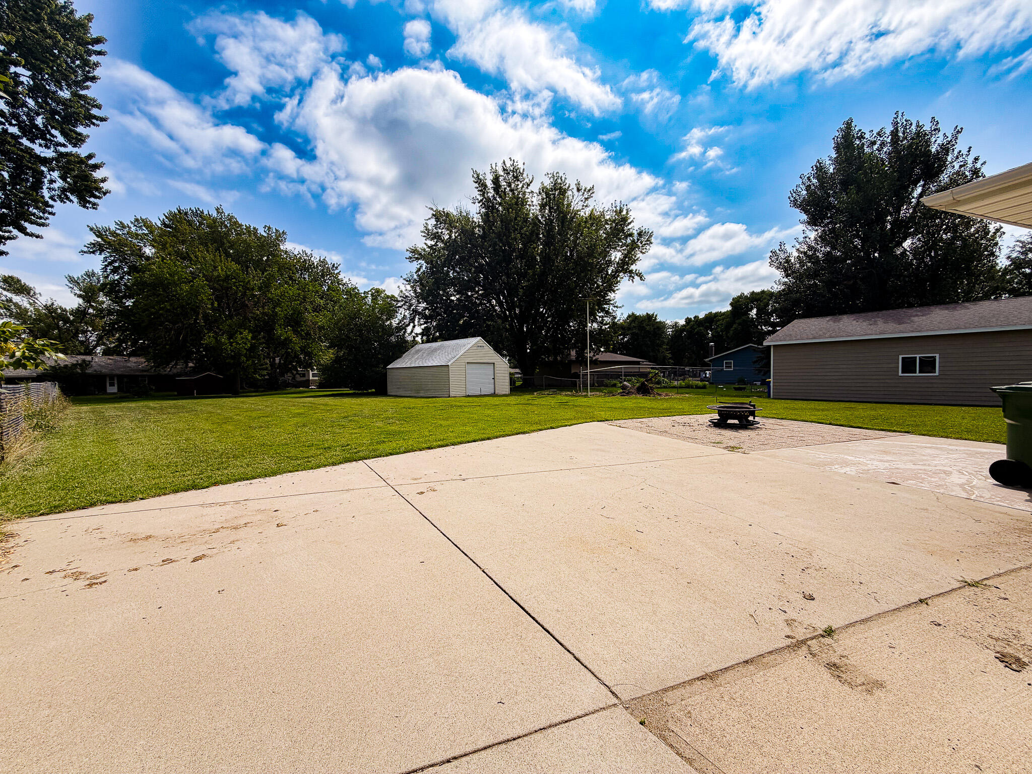 1606 Lawnridge Ave SE