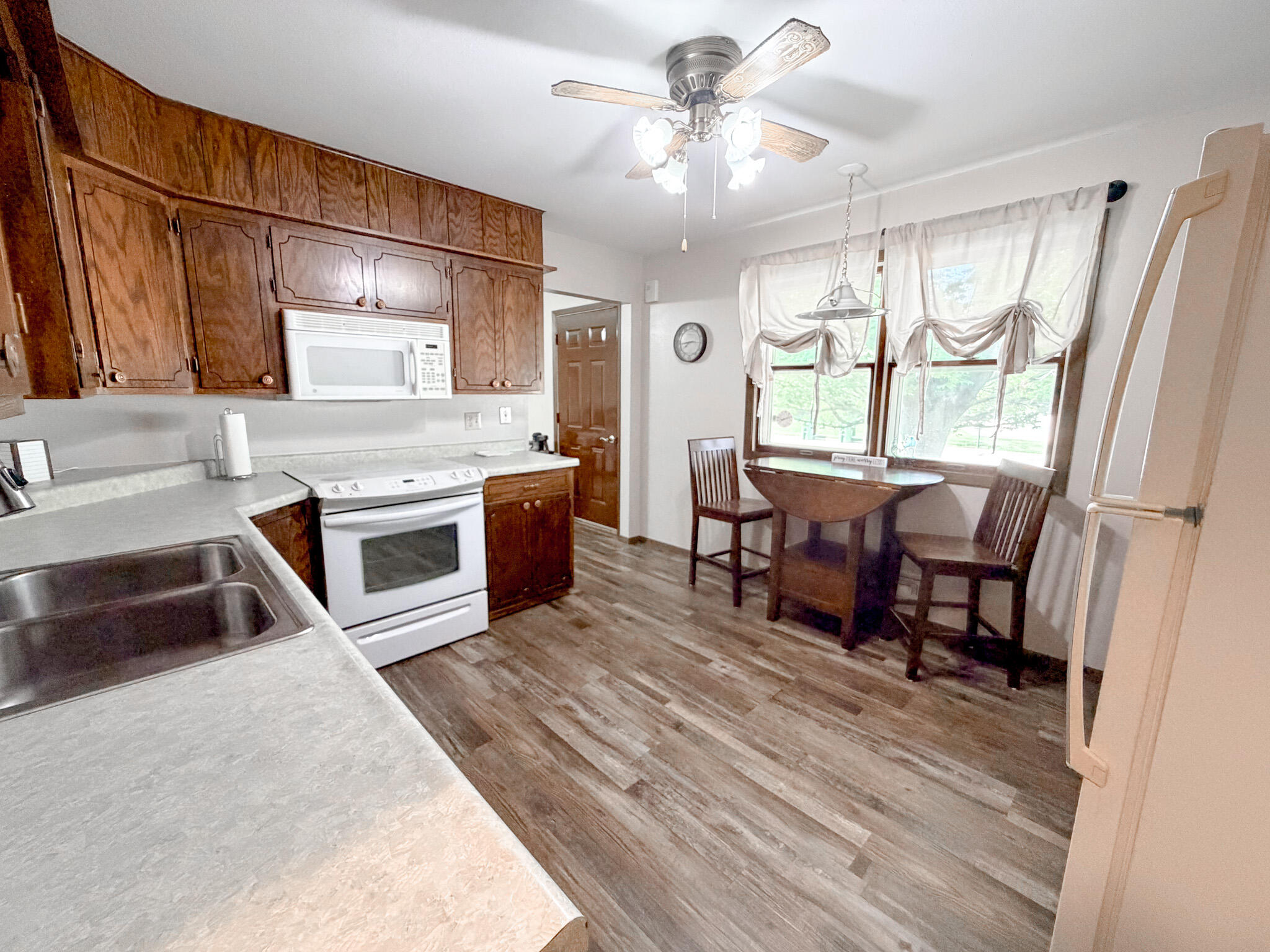 1606 Lawnridge Ave SE