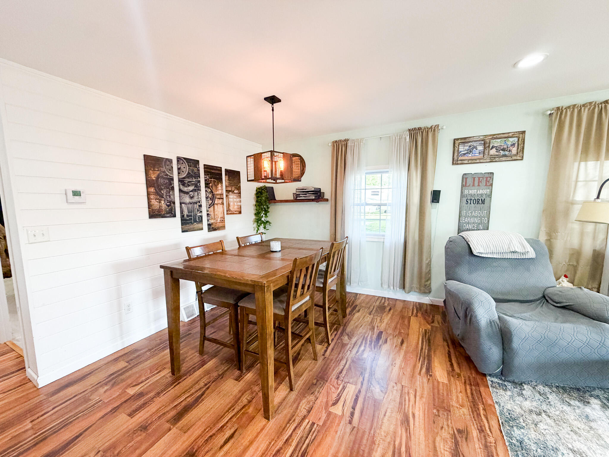 555 Lincoln Ave SW