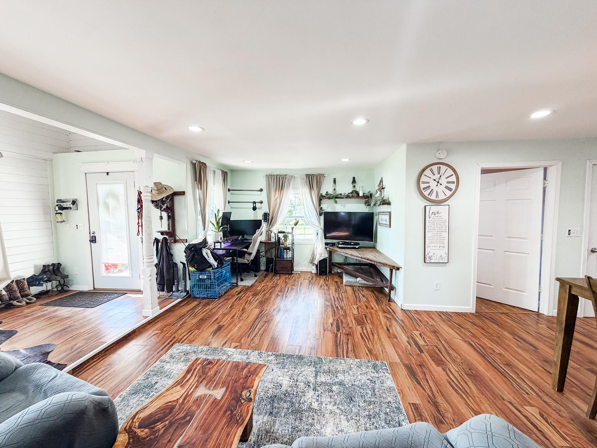 555 Lincoln Ave SW