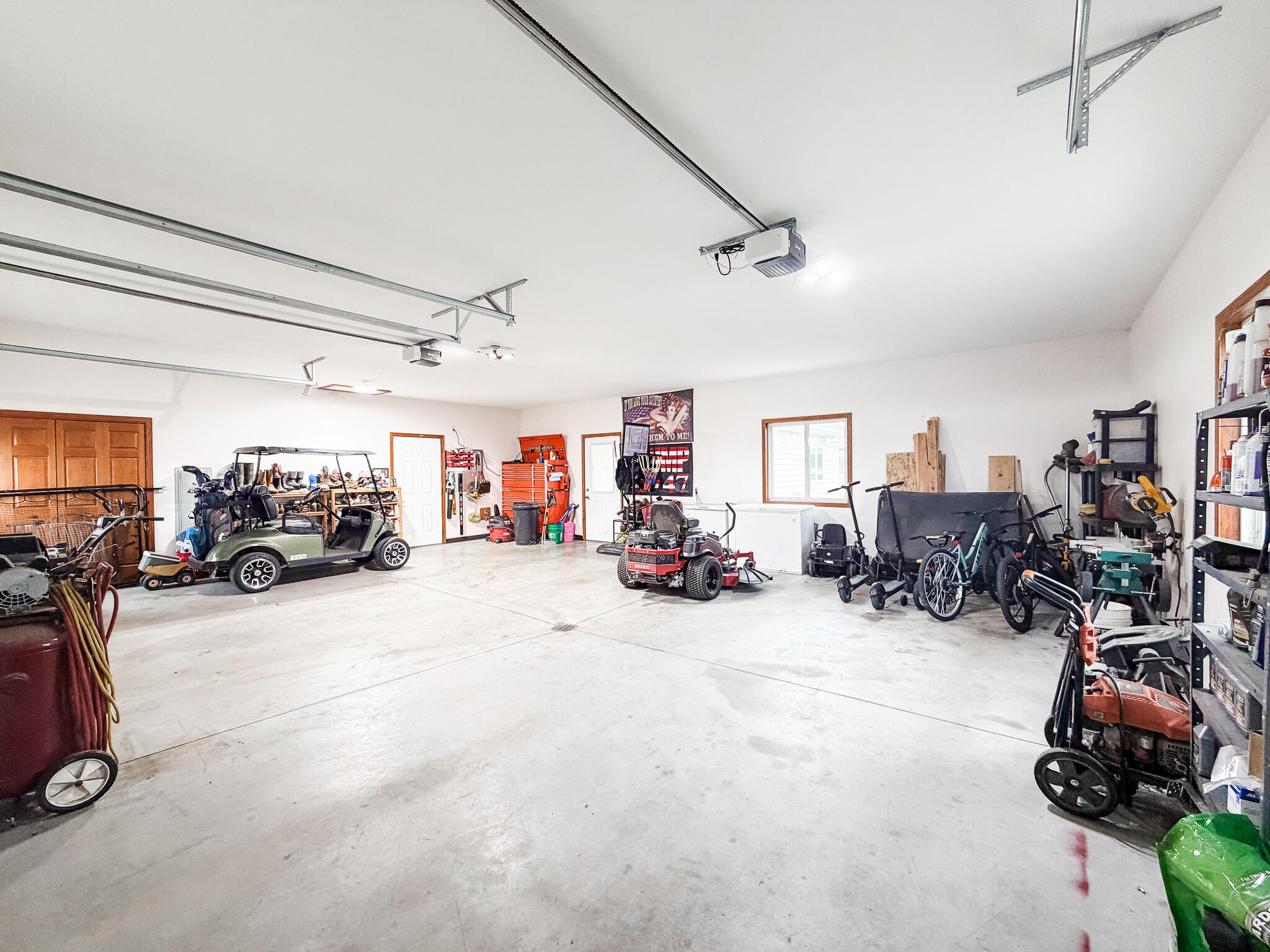 217 4th St SE