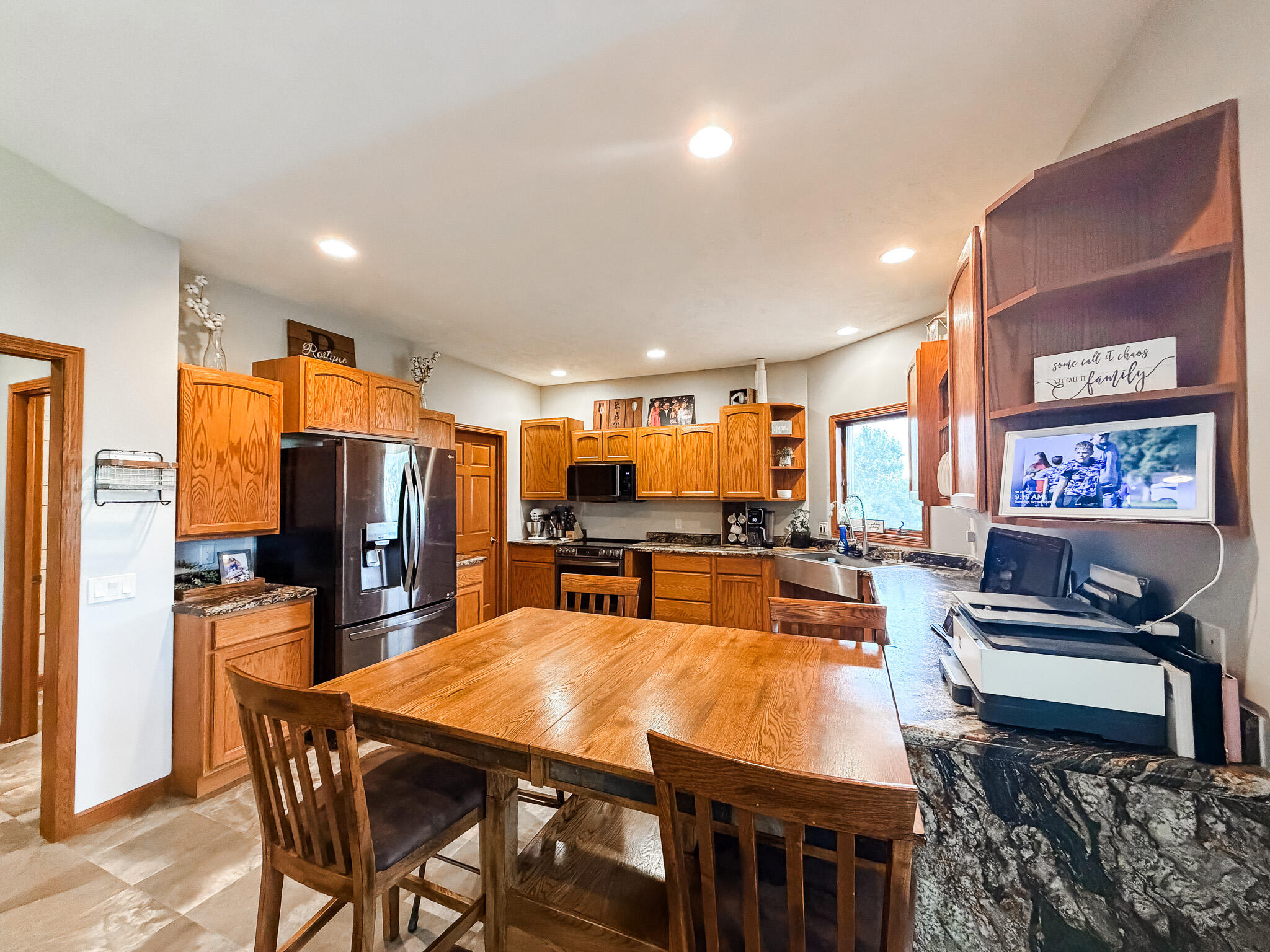 217 4th St SE
