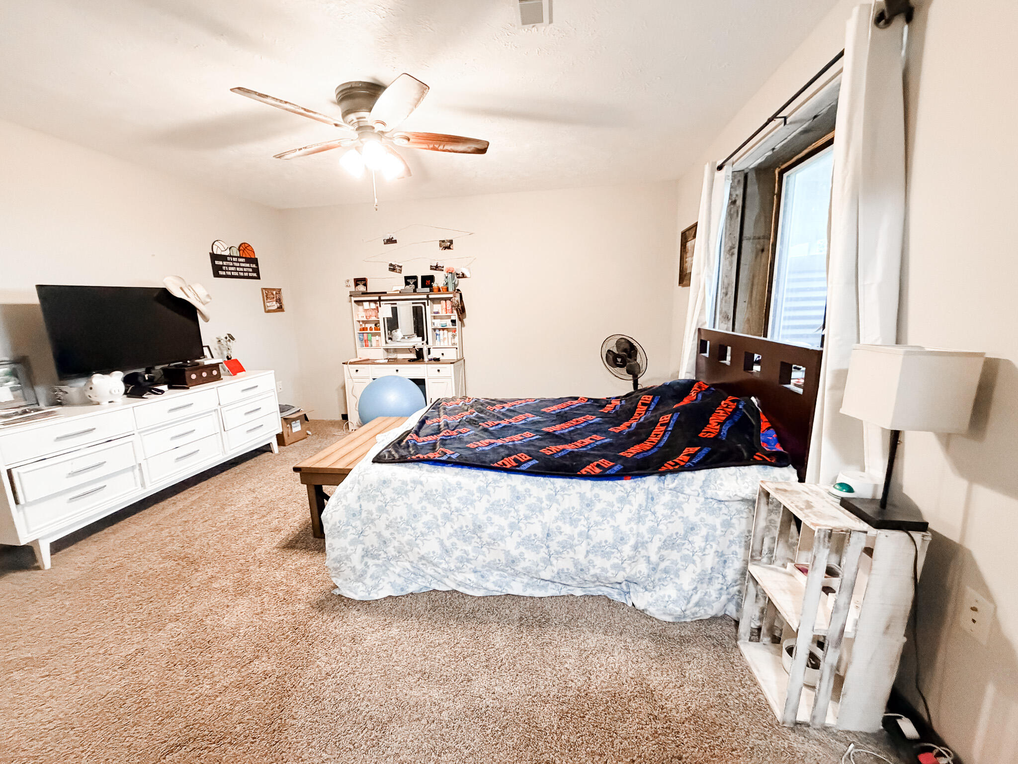 217 4th St SE