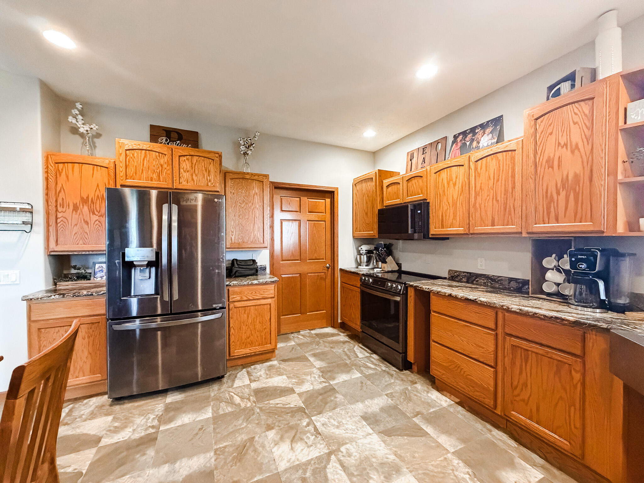 217 4th St SE