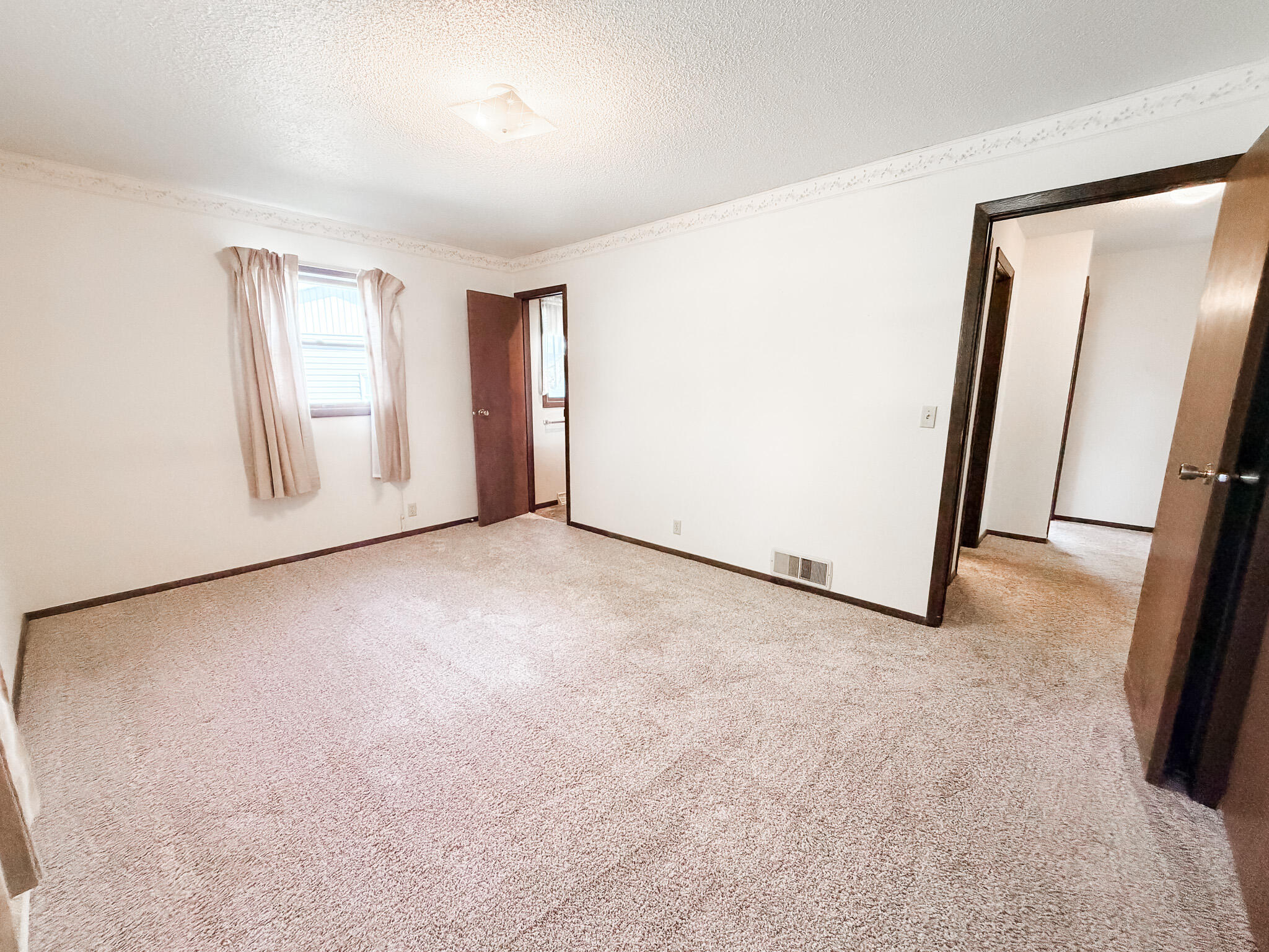 1646 Lawnridge Ave SE