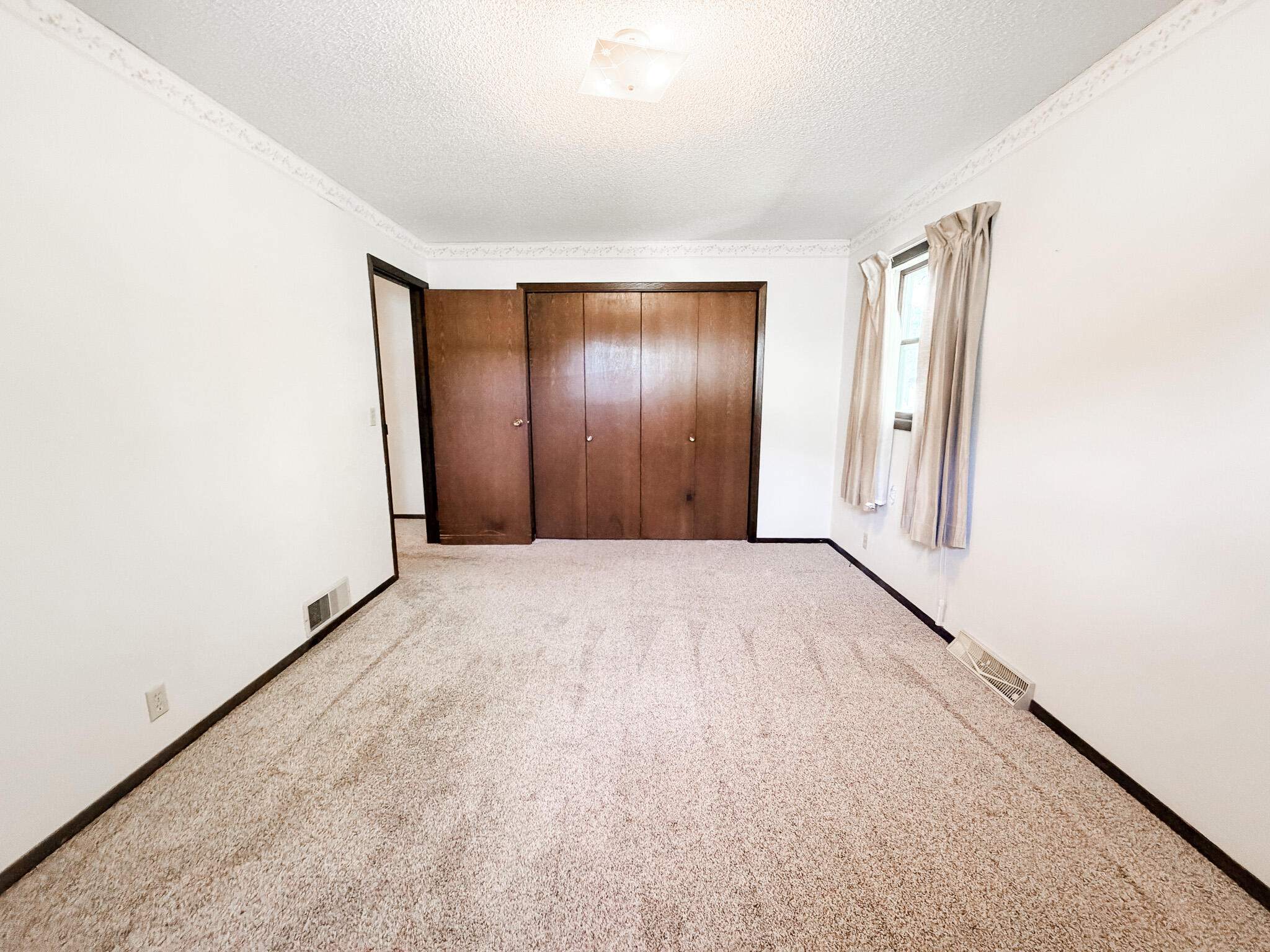 1646 Lawnridge Ave SE