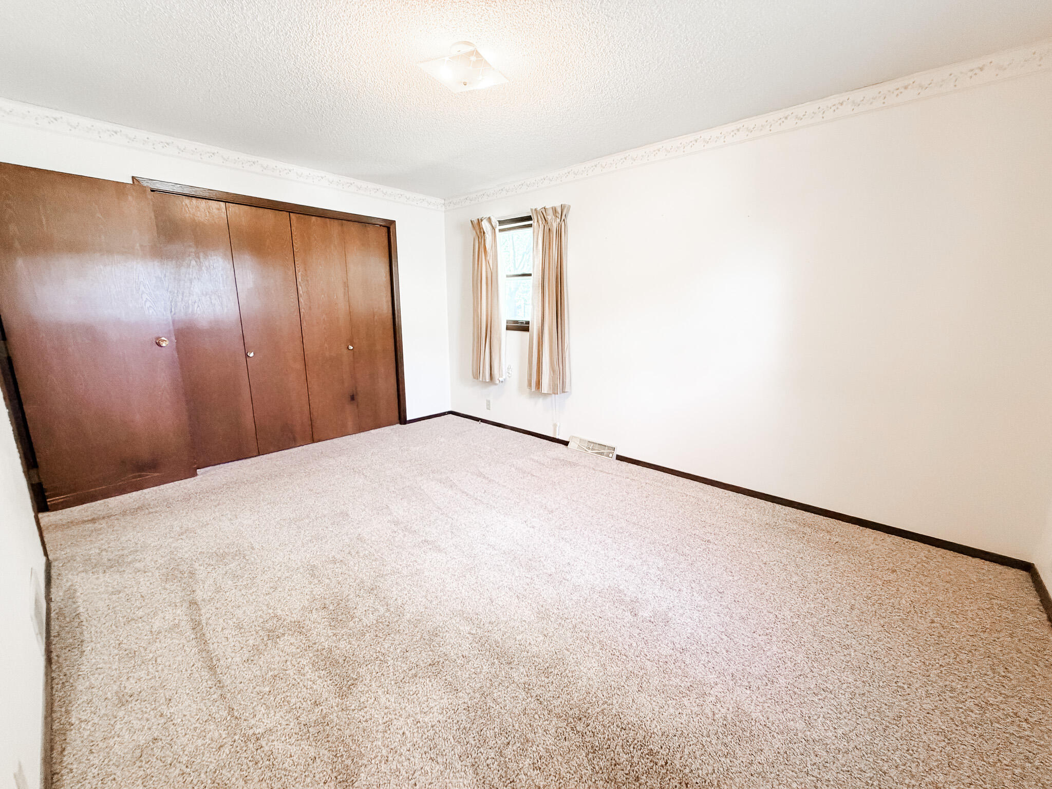1646 Lawnridge Ave SE