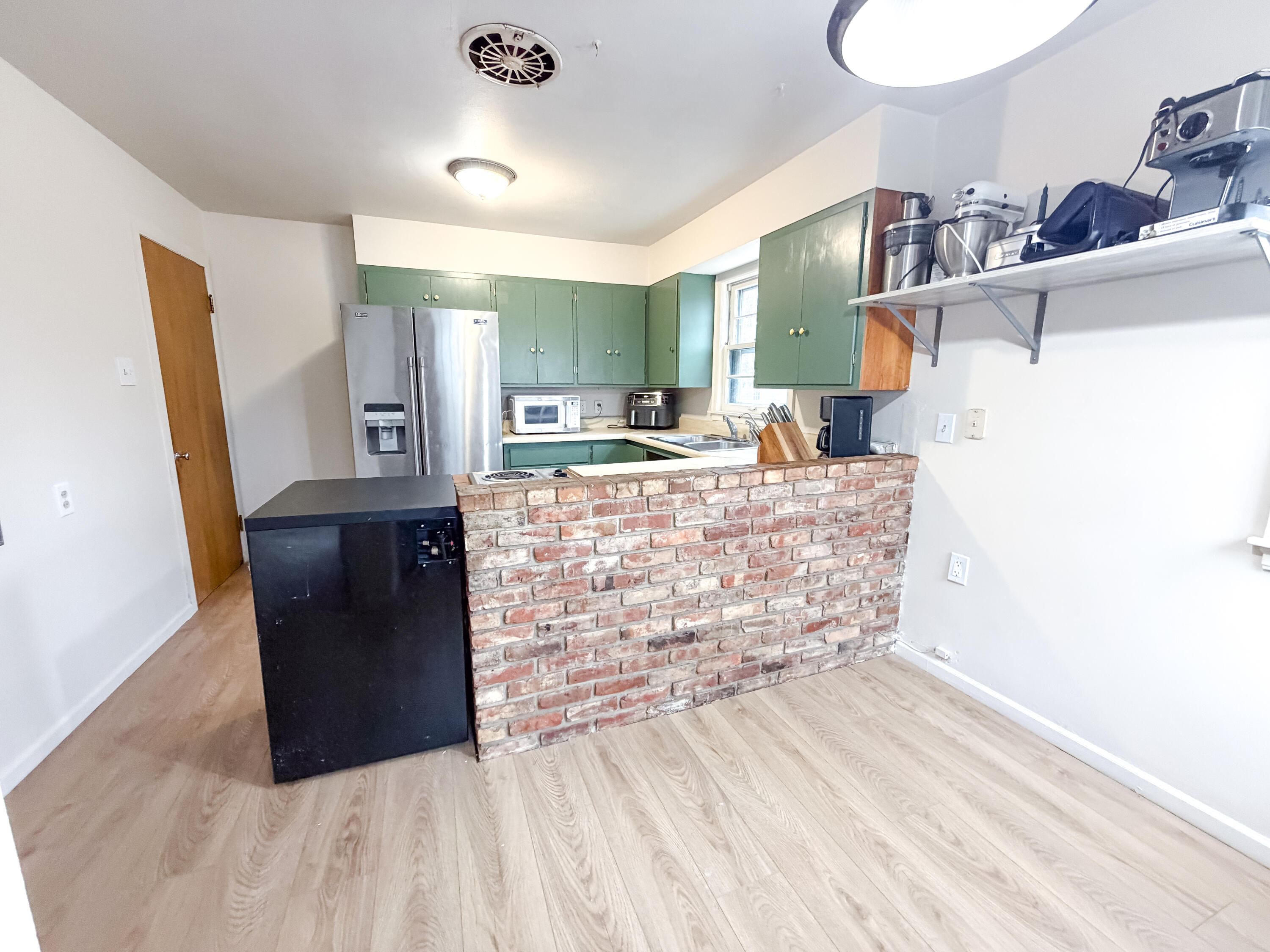 1836 Illinois Ave SW