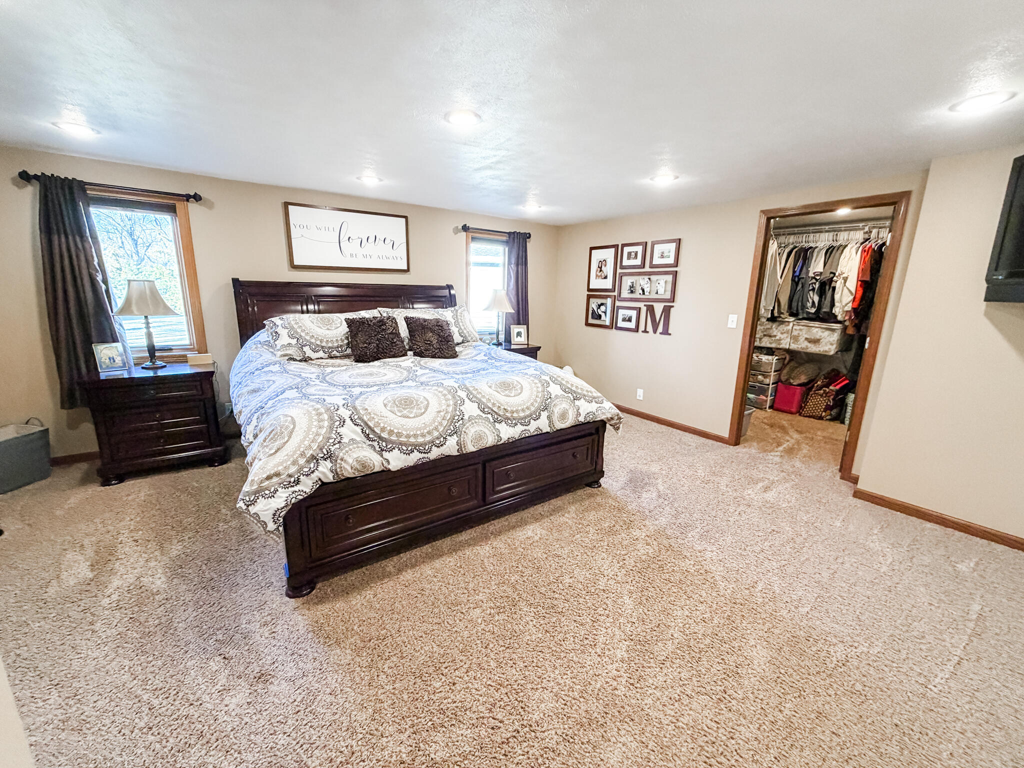 1270 S Frontier Dr S