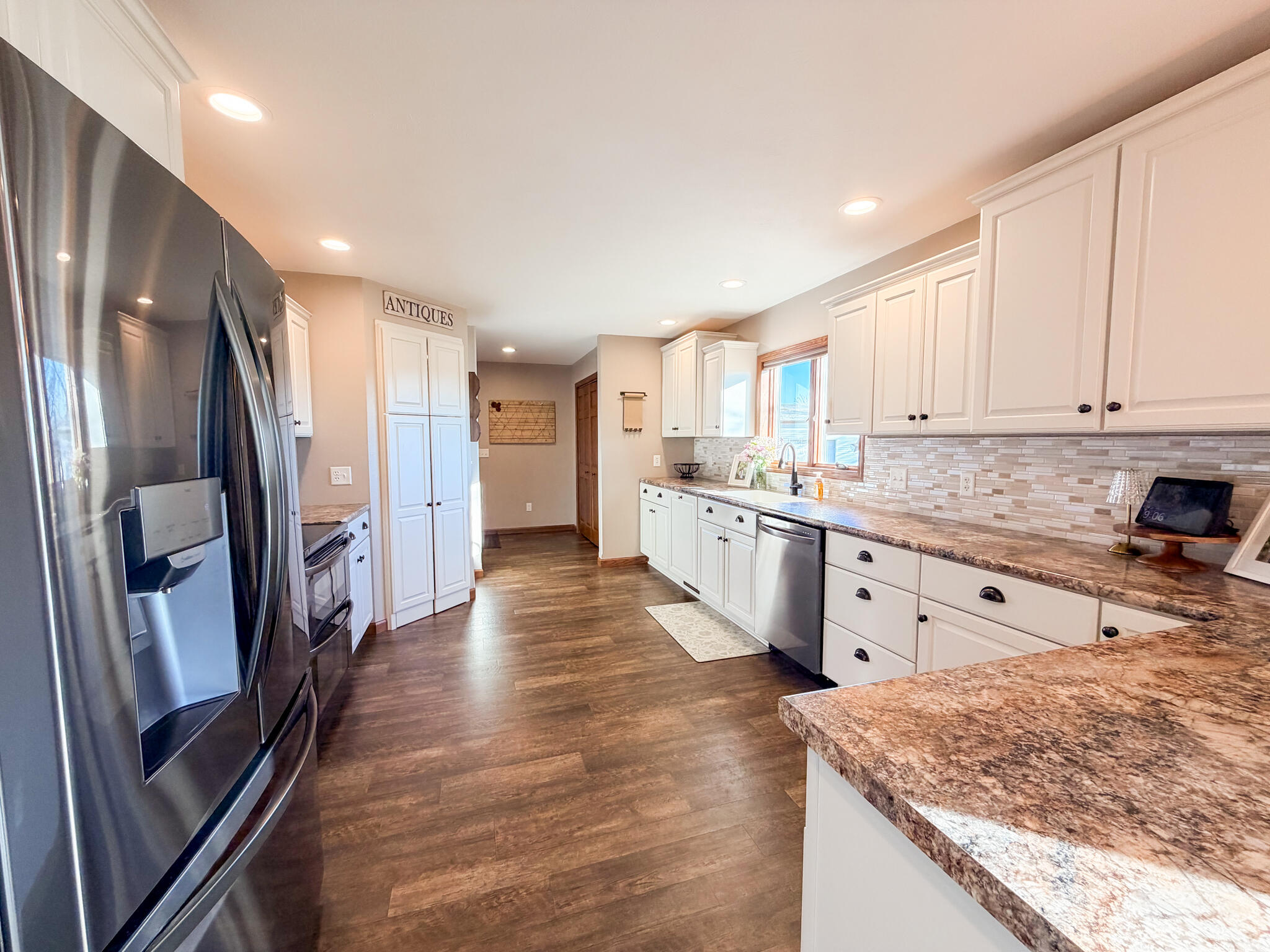 1270 S Frontier Dr S