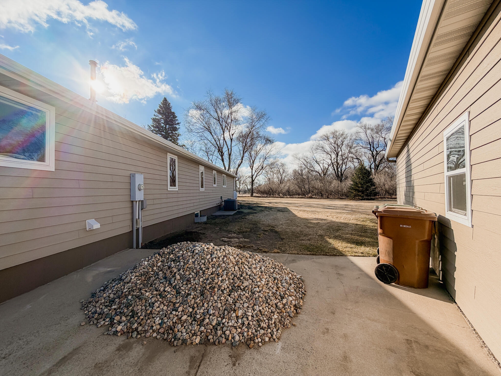 1270 S Frontier Dr S