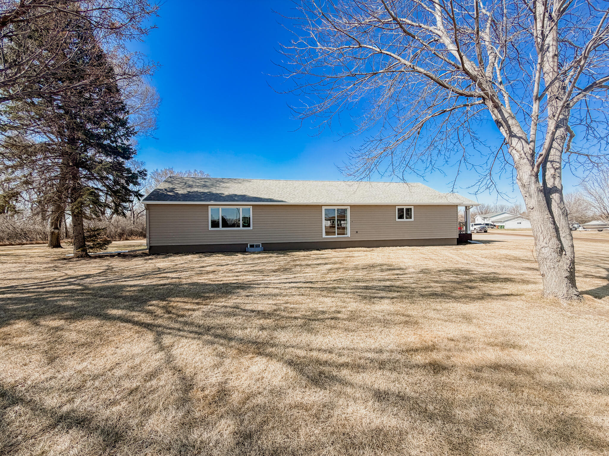 1270 S Frontier Dr S