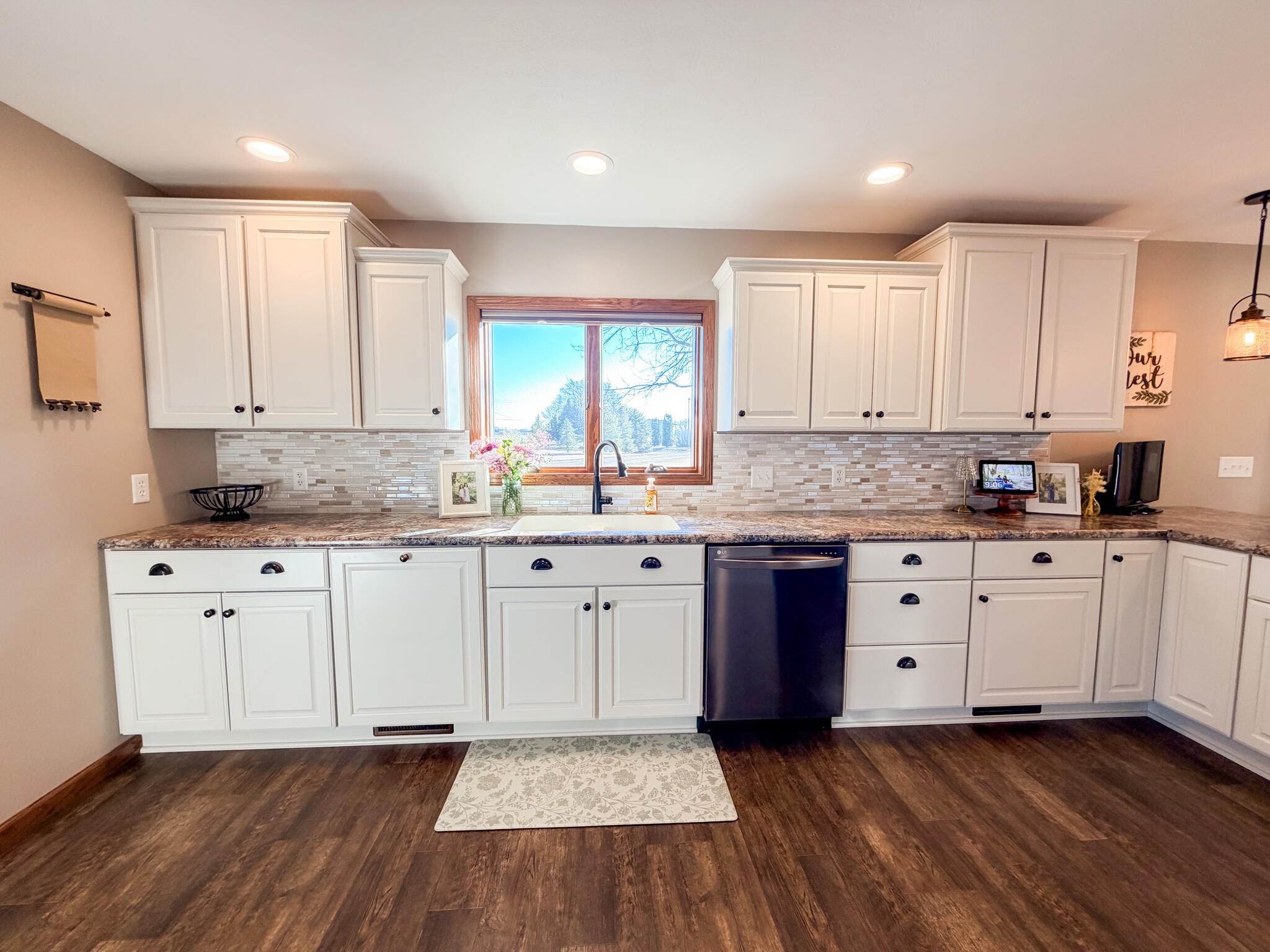 1270 S Frontier Dr S