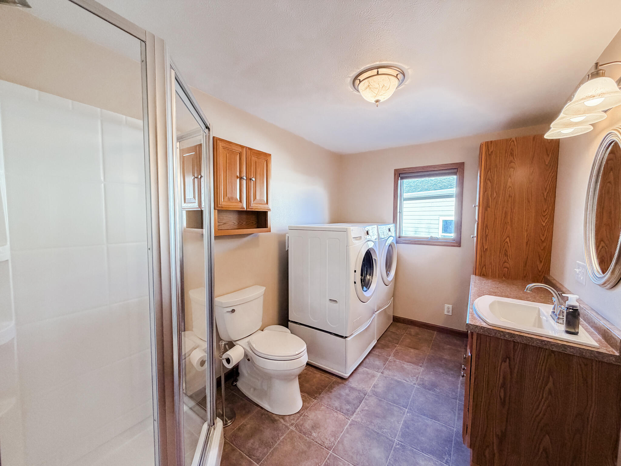 1270 S Frontier Dr S