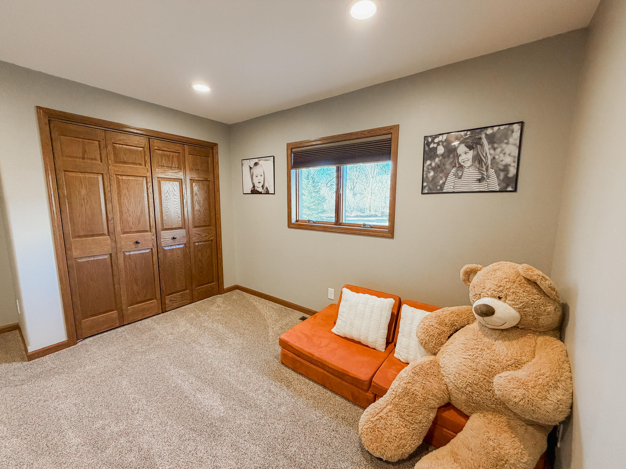 1270 S Frontier Dr S