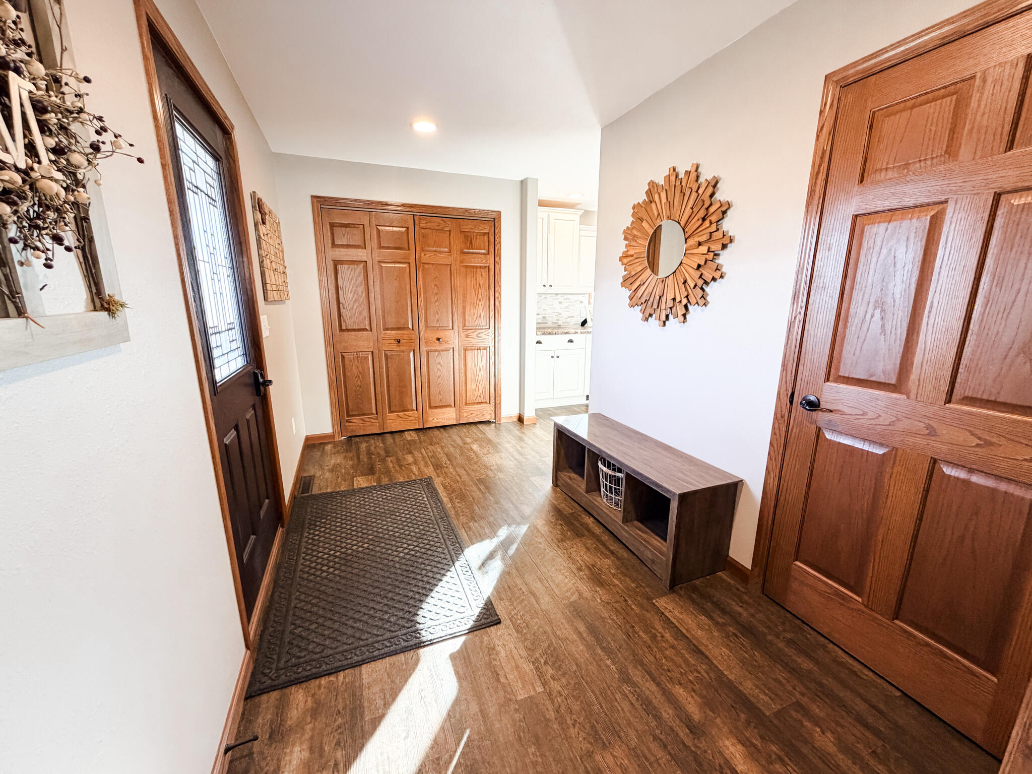 1270 S Frontier Dr S