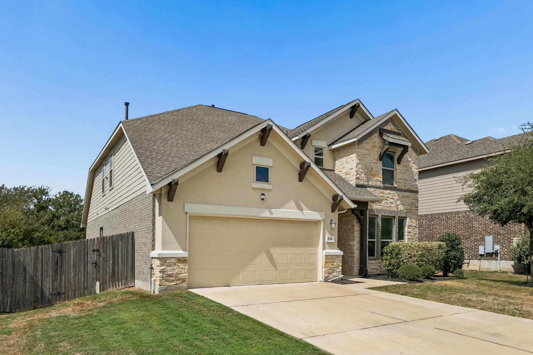 4316 Promontory Point TRL