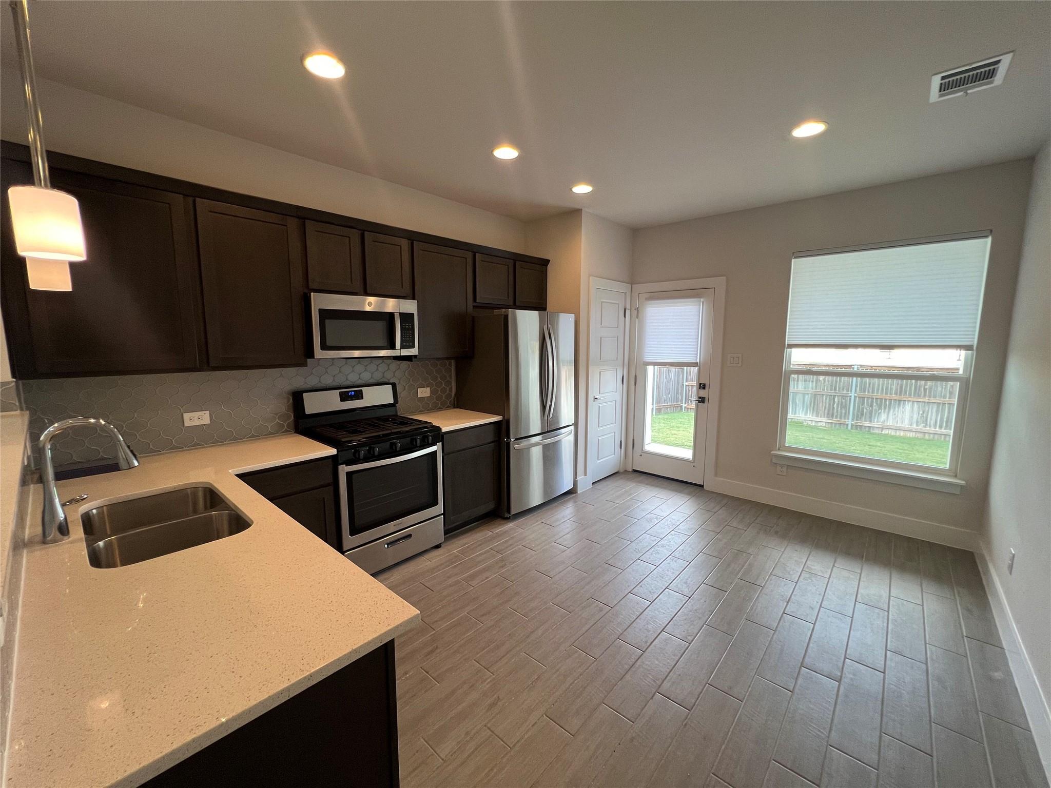 509 Peace DR