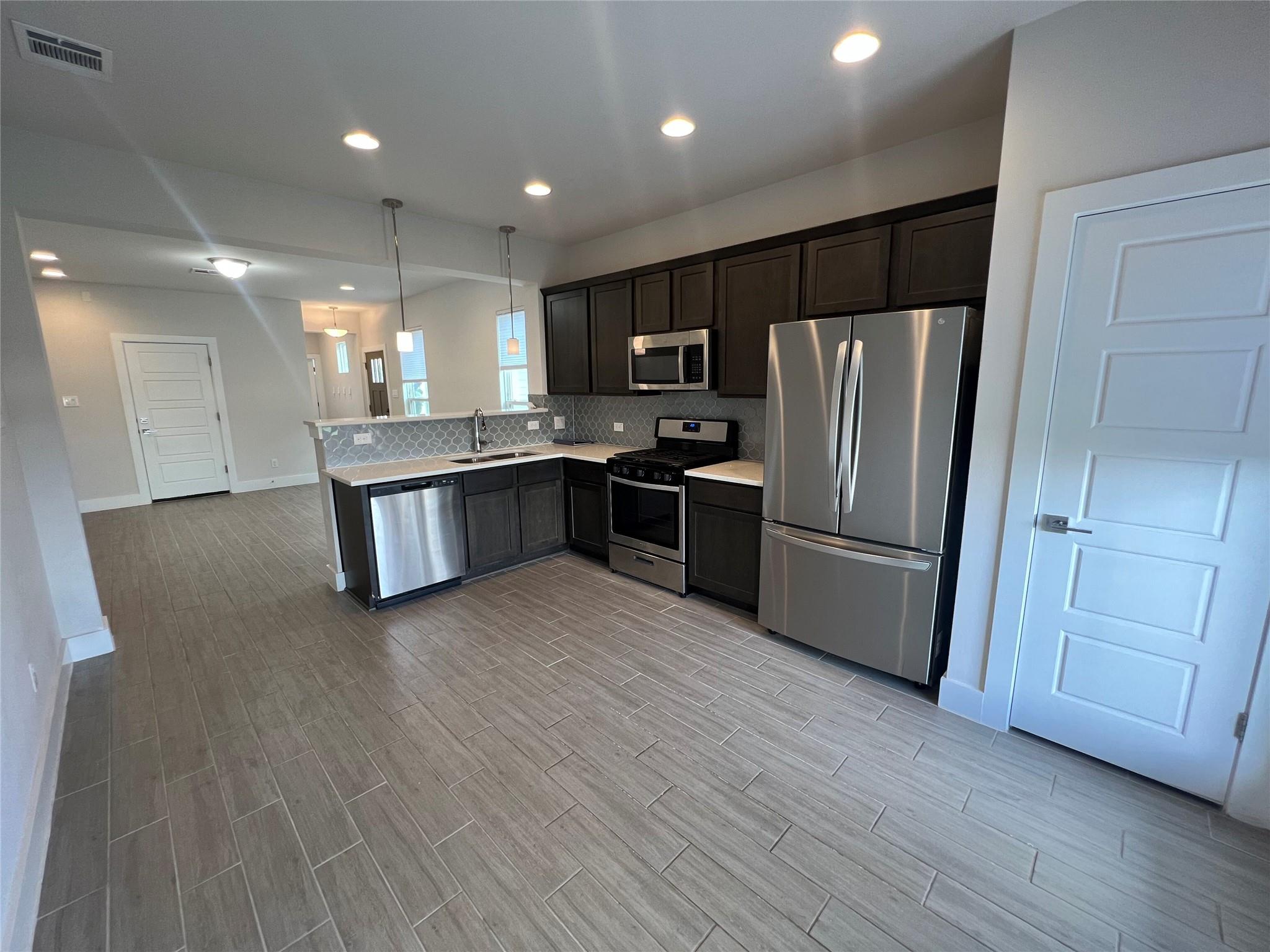 509 Peace DR