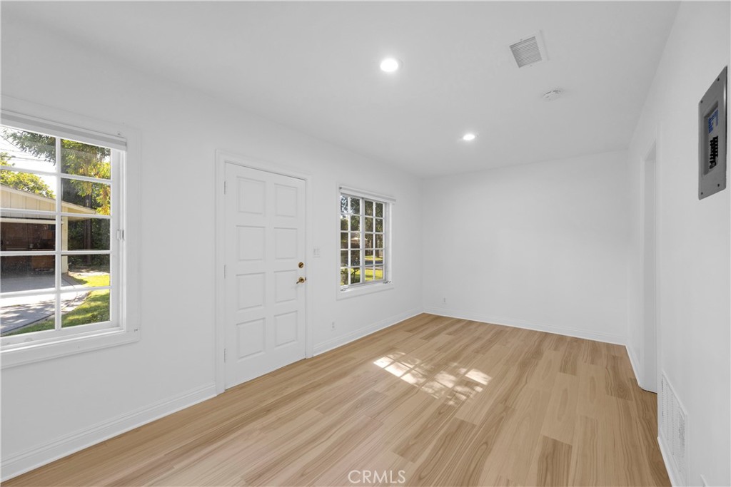 4031 N Virginia Road