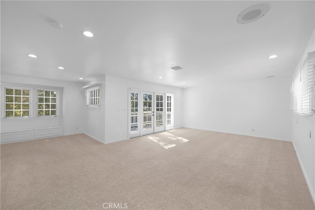 4031 N Virginia Road