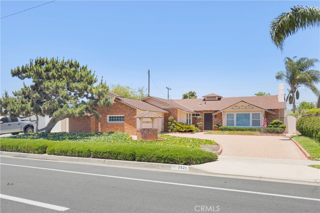 3321 Orangewood Avenue