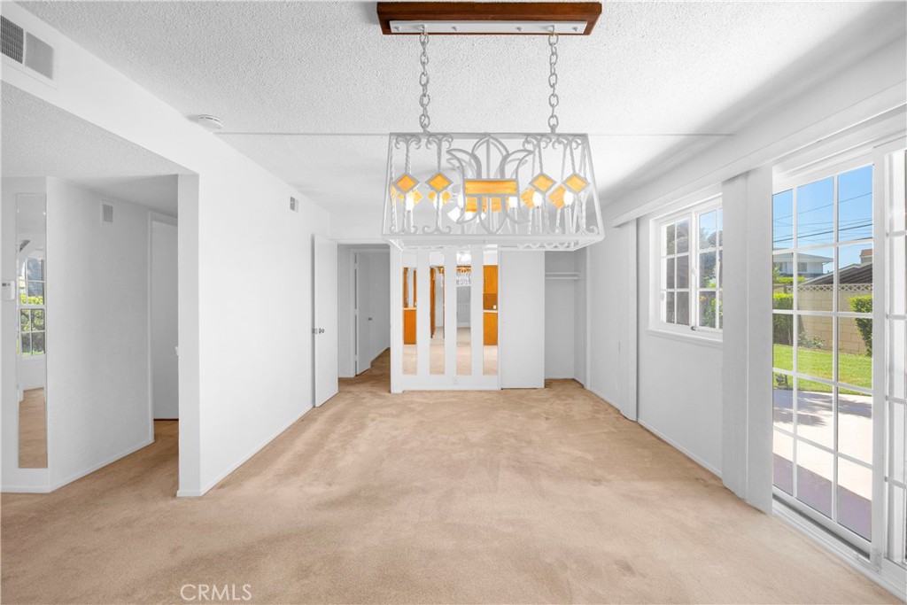 3321 Orangewood Avenue