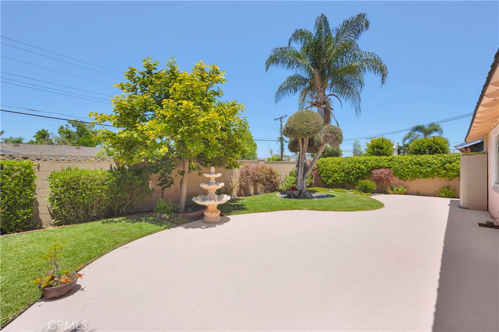 3321 Orangewood Avenue