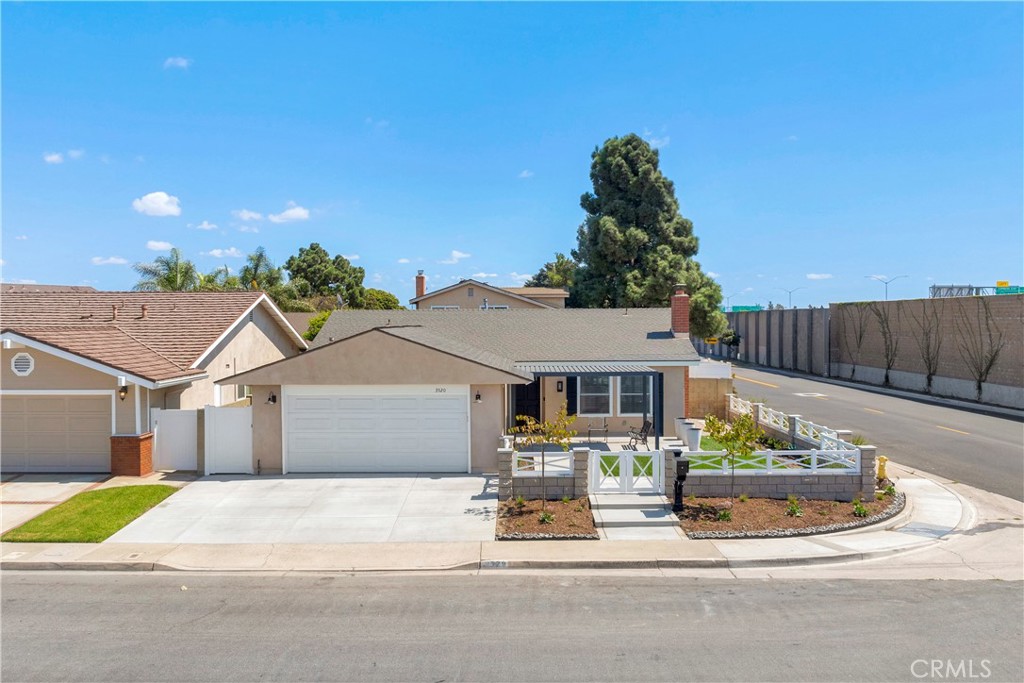 3520 Jasmin Circle