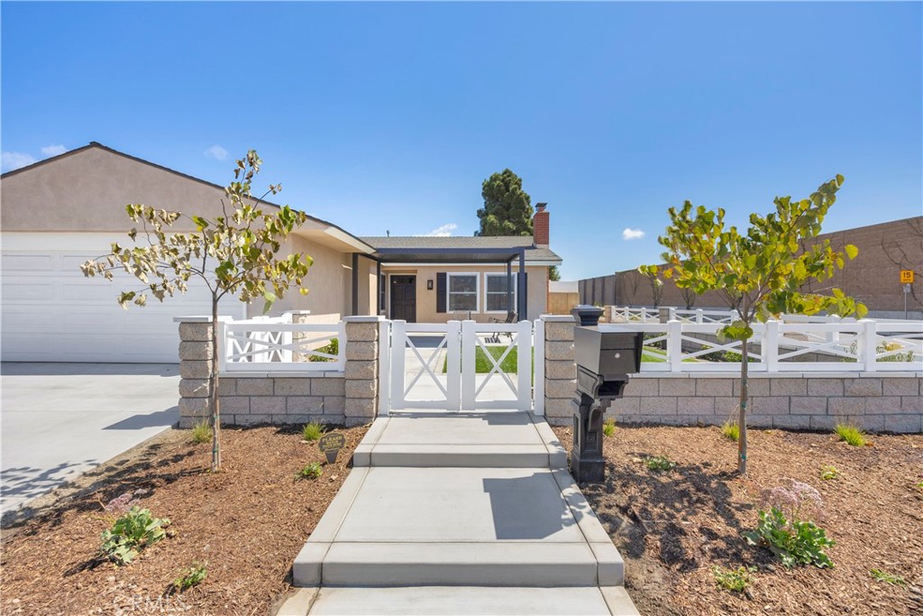 3520 Jasmin Circle
