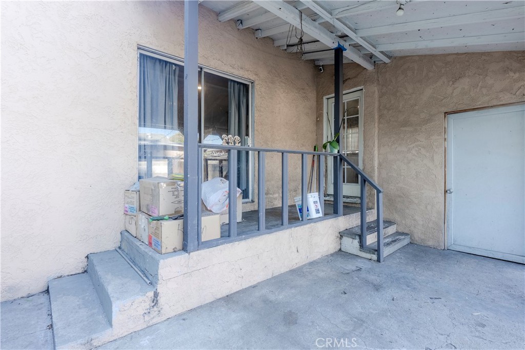 11602 Fellows Avenue