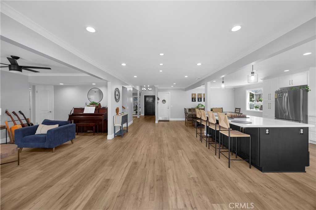 10301 Humbolt Street