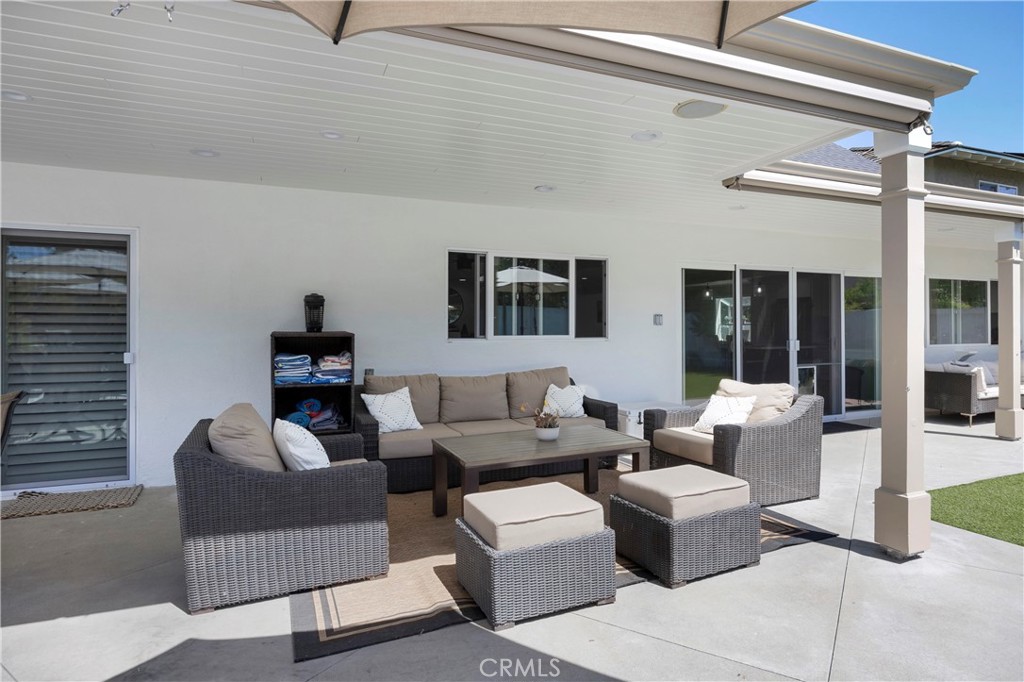 10301 Humbolt Street