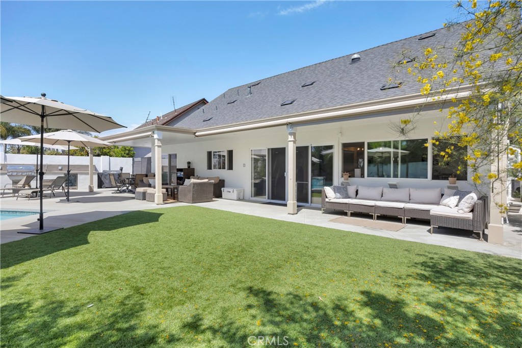 10301 Humbolt Street