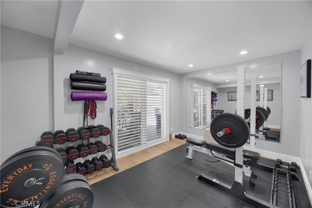 10301 Humbolt Street