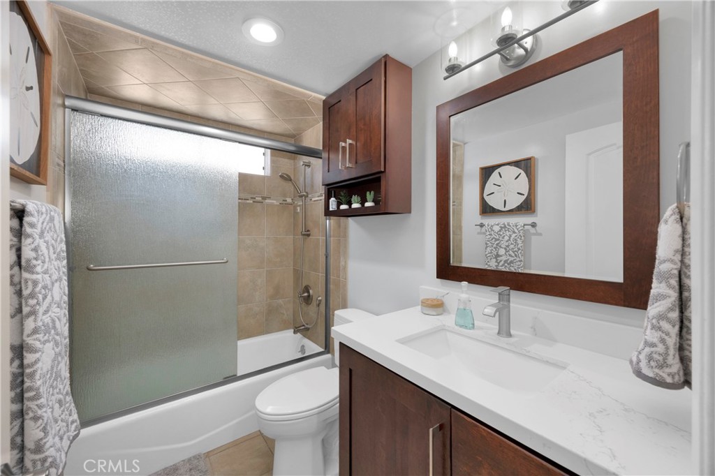 10301 Humbolt Street