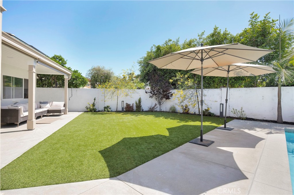 10301 Humbolt Street