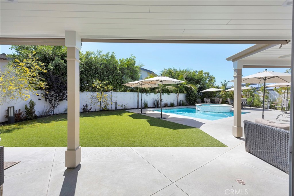 10301 Humbolt Street