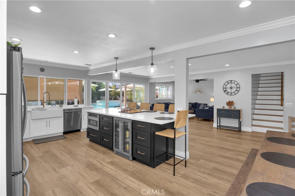 10301 Humbolt Street