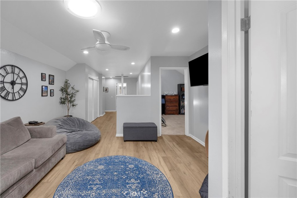 10301 Humbolt Street