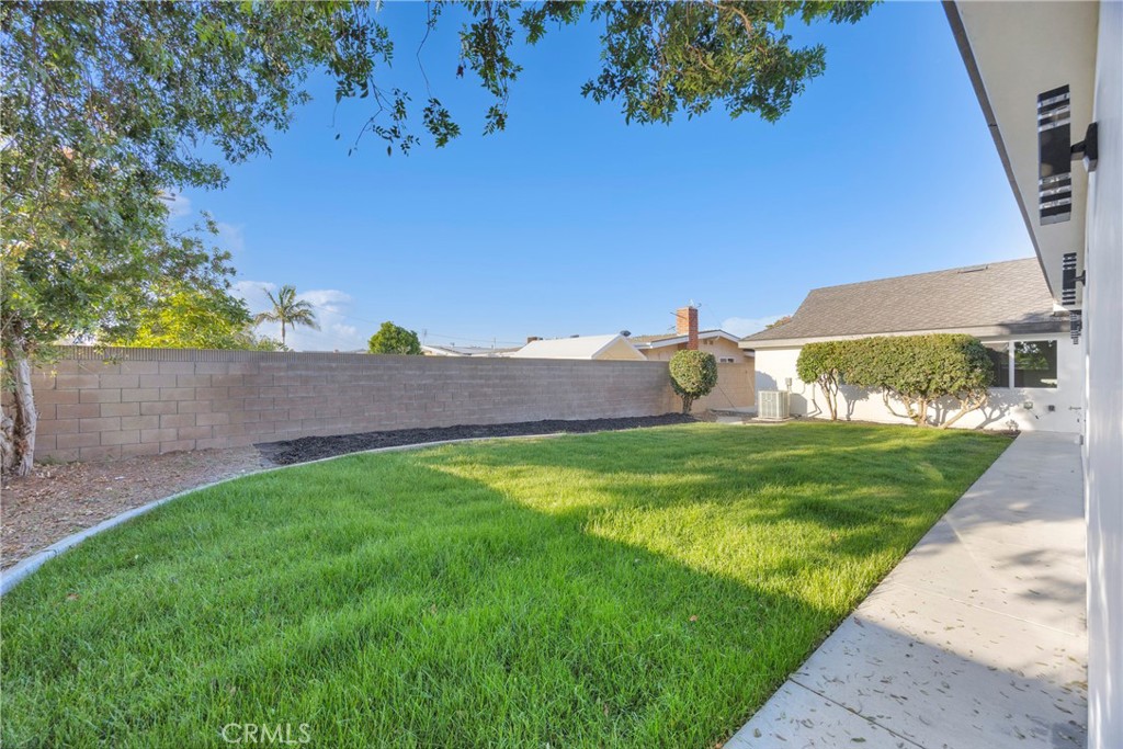 12151 Reagan