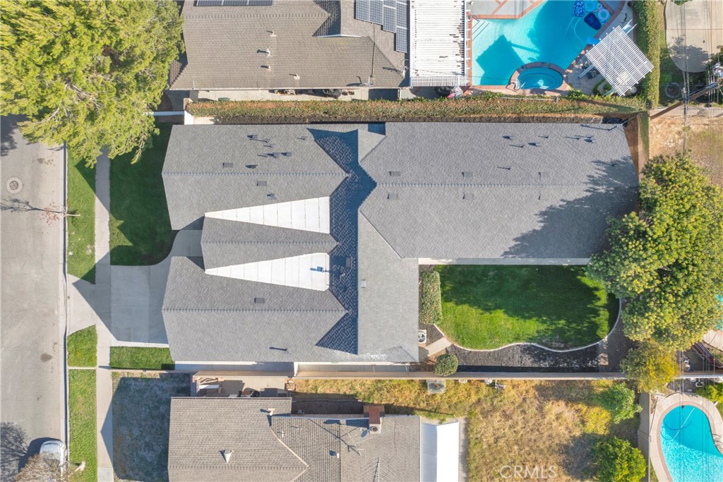 12151 Reagan