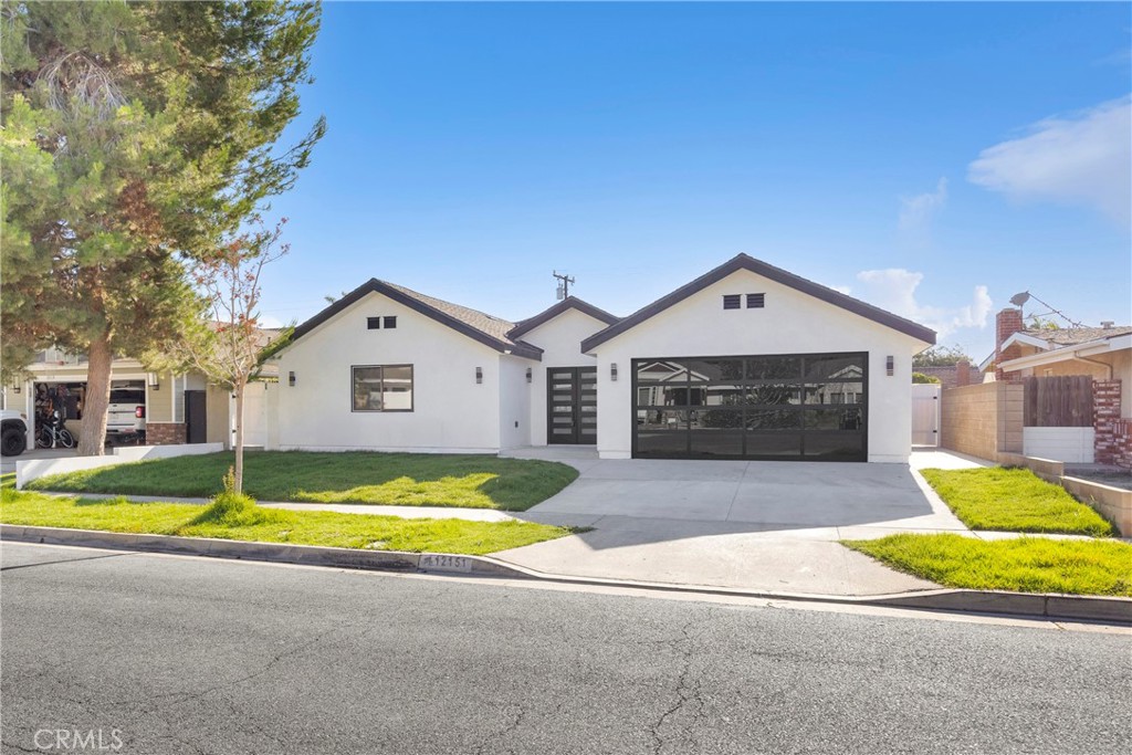 12151 Reagan