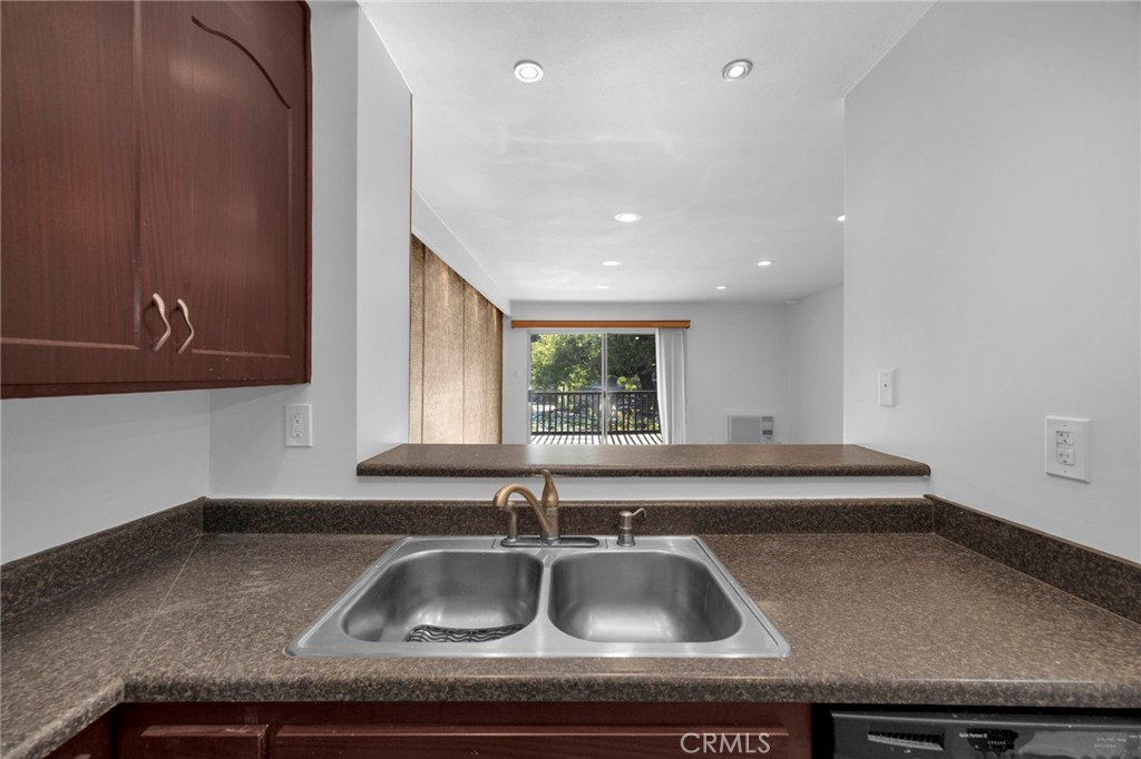 7890 4A E Spring Street 4A