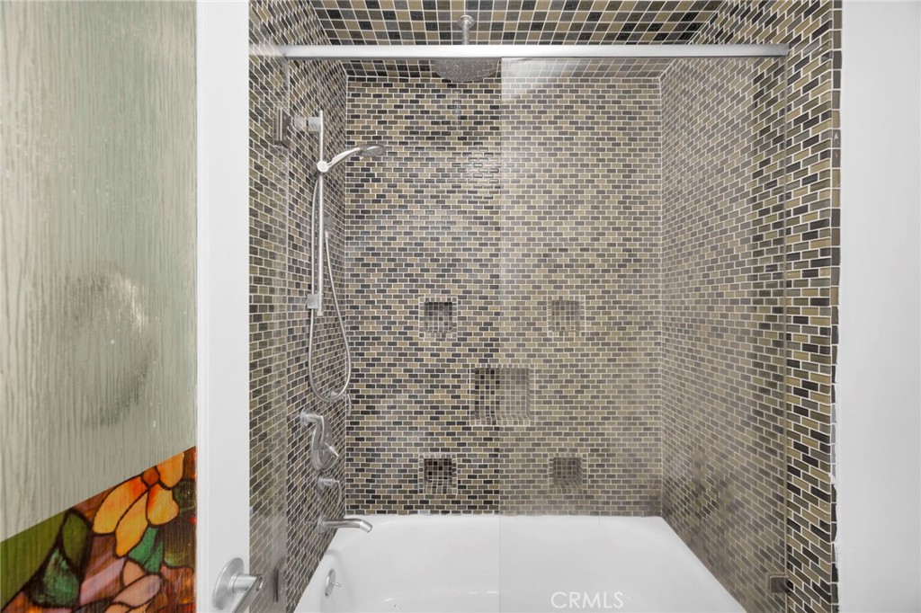 7890 4A E Spring Street 4A