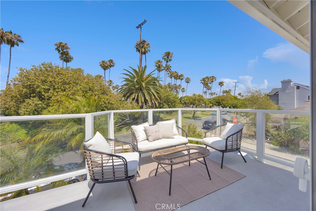 5894 E Appian